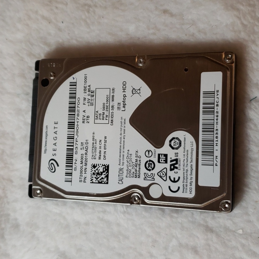 Silver Laptop HDD 2TB - Picture 4 of 4